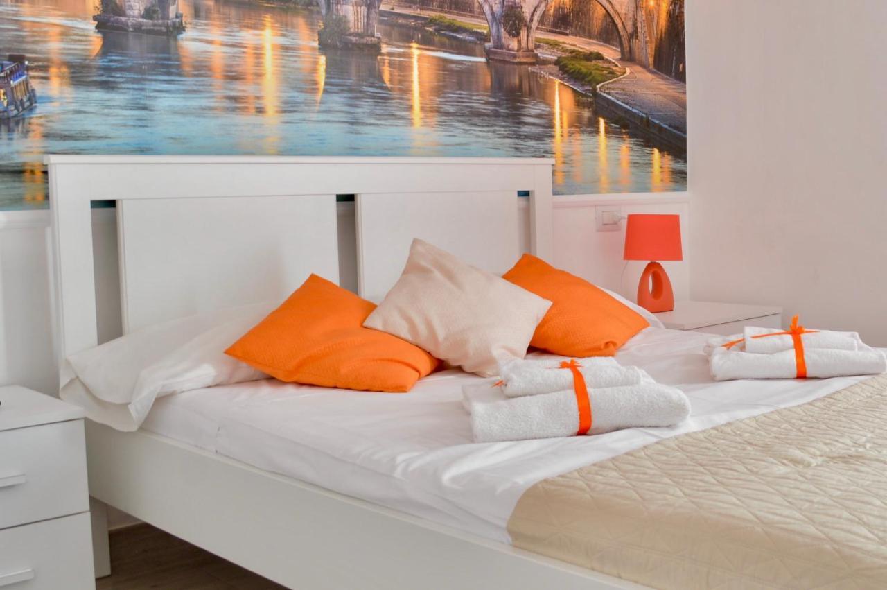 Guest House Maria โรม ภายนอก รูปภาพ